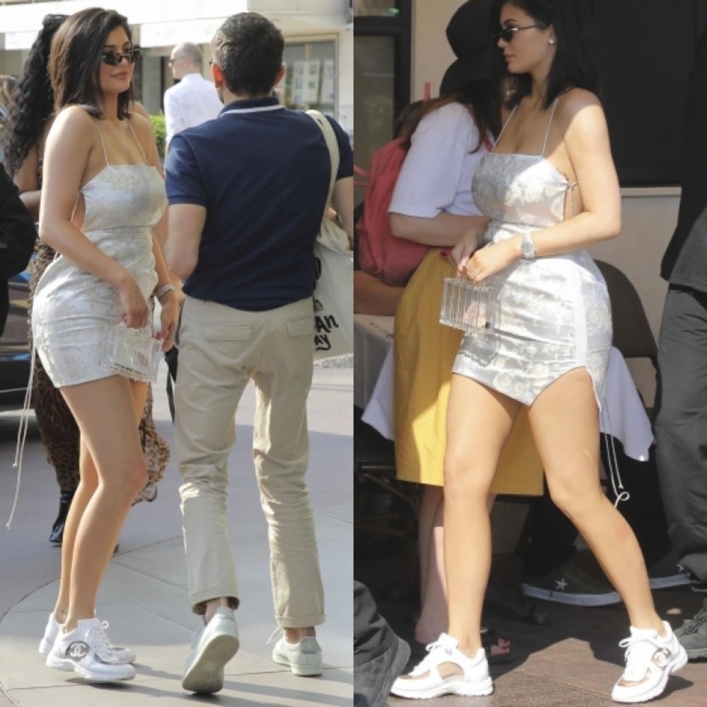 ✨SOLD✨ Rare Chanel SS18 Sneakers -As seen on Kylie - Picture 3 of 9